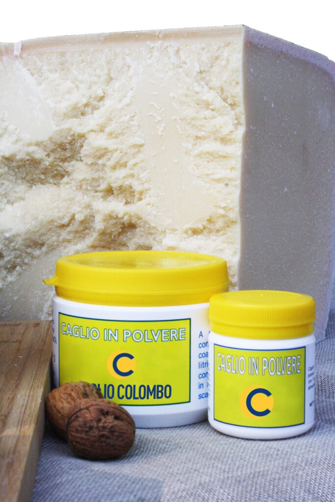 Caglio Colombo | Dal 1903 Colombo Srl affianca caseifici artigianali e industriali nella produzione di formaggi e prodotti lattiero-caseari, sviluppando caglio, fermenti lattici, enzimi e soluzioni dedicate alla lavorazione del latte. Un’esperienza costruita attraverso oltre un secolo di attività, ricerca e collaborazione con professionisti del settore caseario.