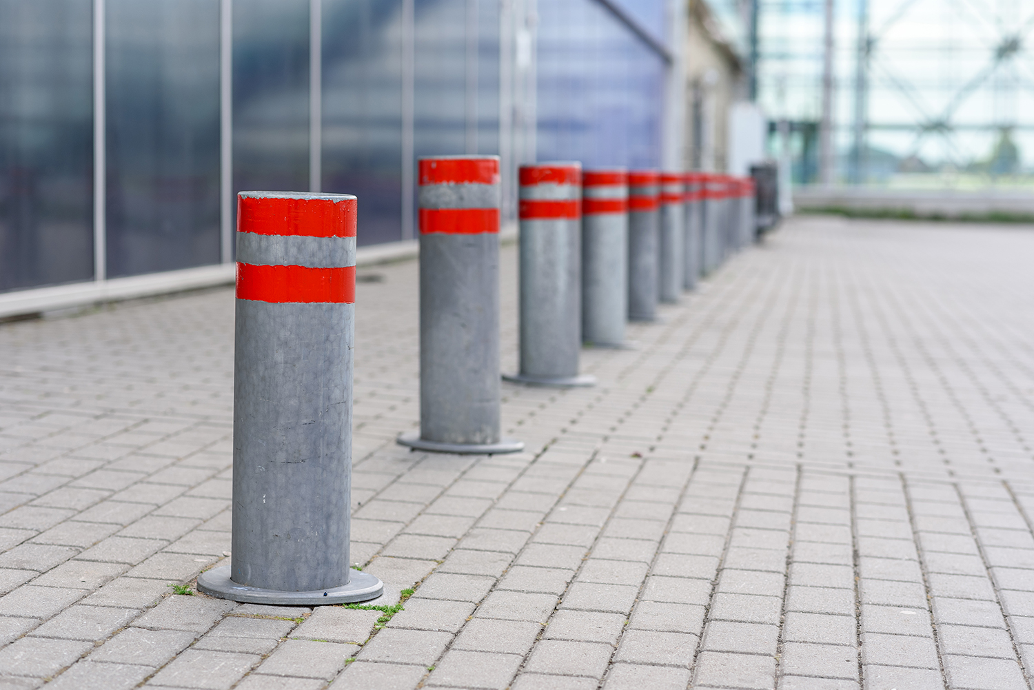 Public Land Occupation Permit for Parking Bollard Installation | OccupazioneSuolo.it
