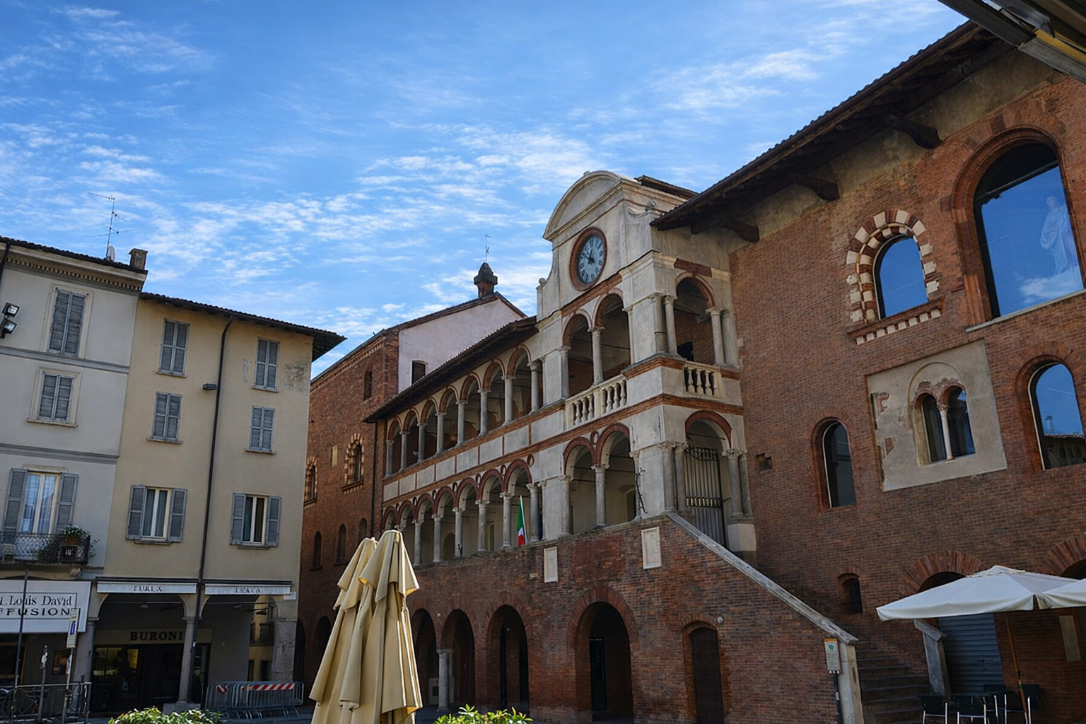Sala B - Palazzo del Broletto